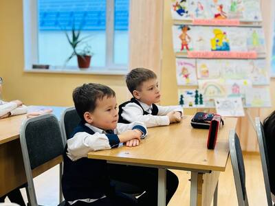 Повседневная школьная форма